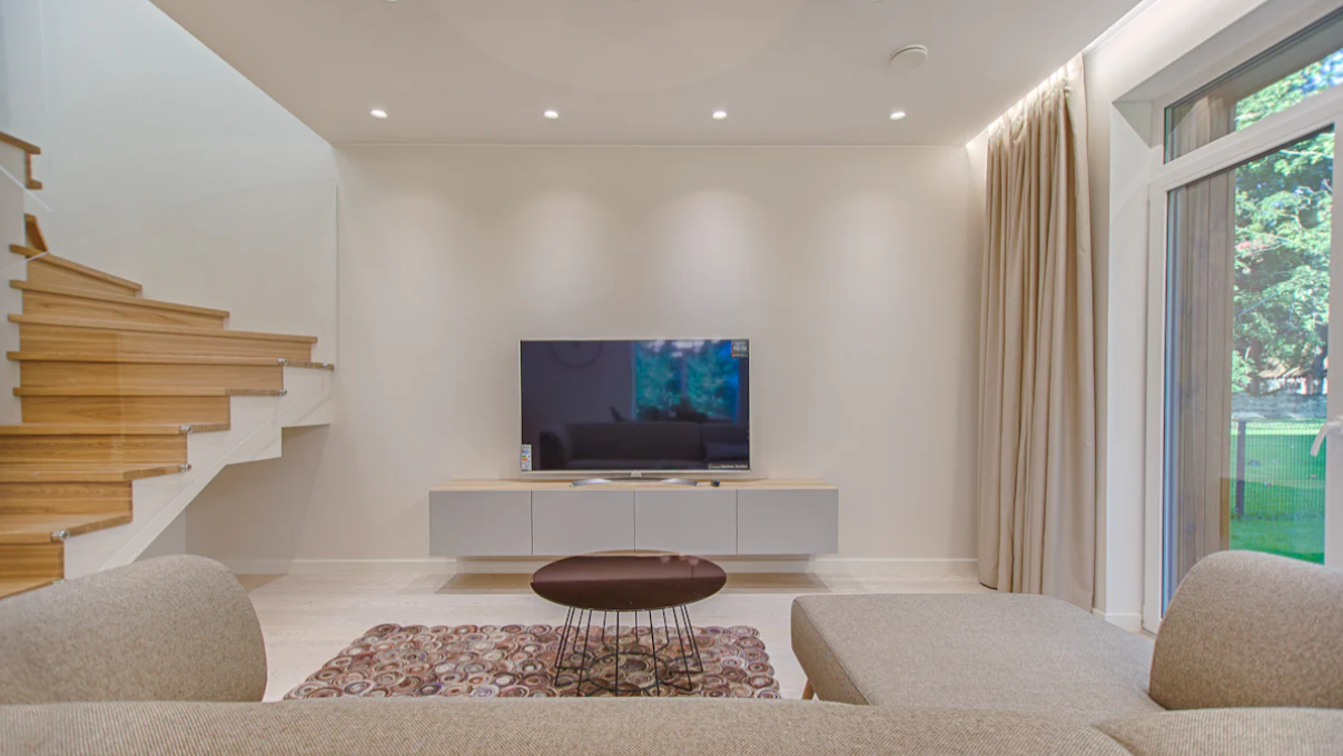 A Complete Guide to TV Mounting Services and Costs